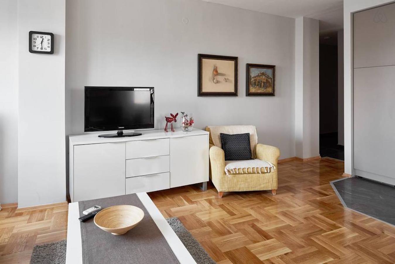 Bright Apartment Near City Center Skopje Ngoại thất bức ảnh