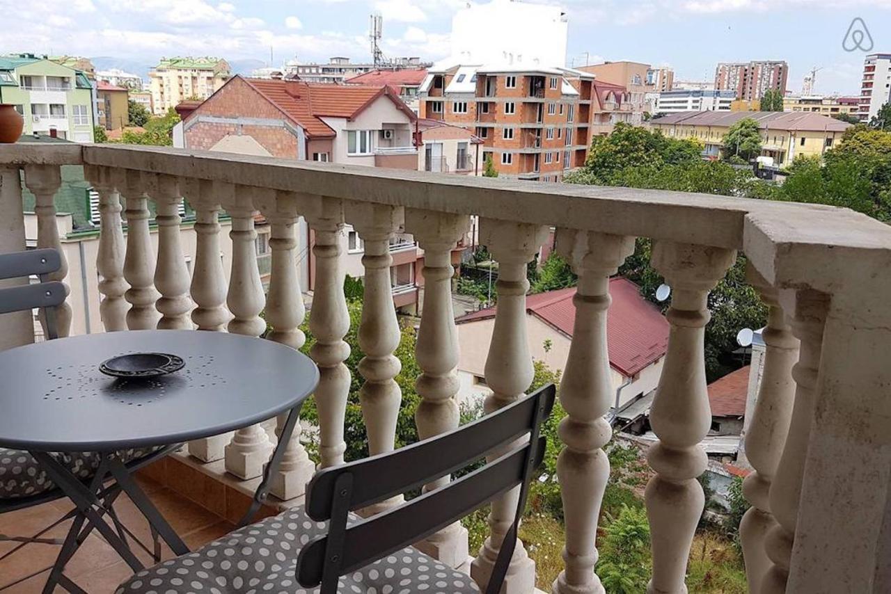Bright Apartment Near City Center Skopje Ngoại thất bức ảnh